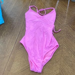 Xs aerie one price pink bathing suit never worn